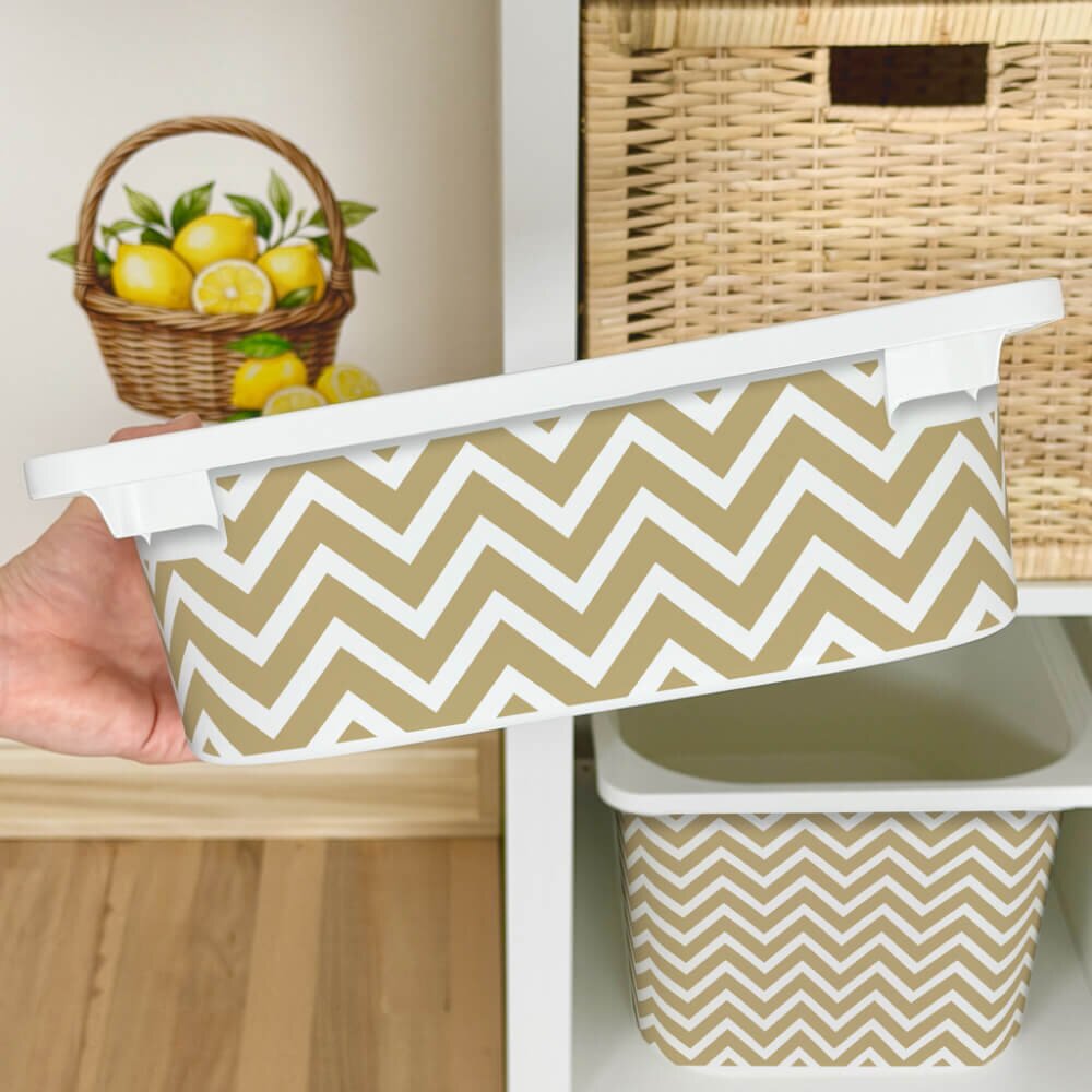 INSPIO Nálepka pro IKEA TROFAST box - Golden chevron (cik-cak)