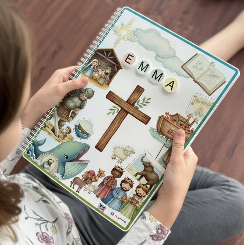 INSPIO Personalizovaná dětská Bible na suchý zip (A4) – 17 příběhů