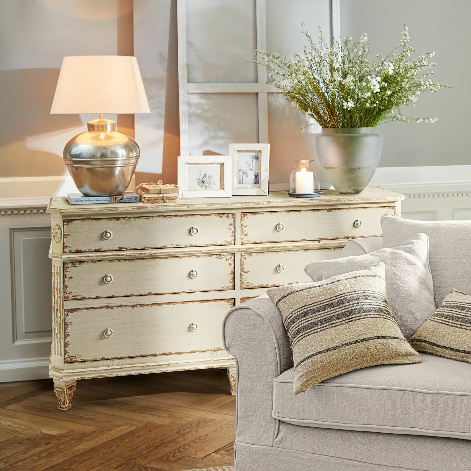 LOBERON Komoda Commeren