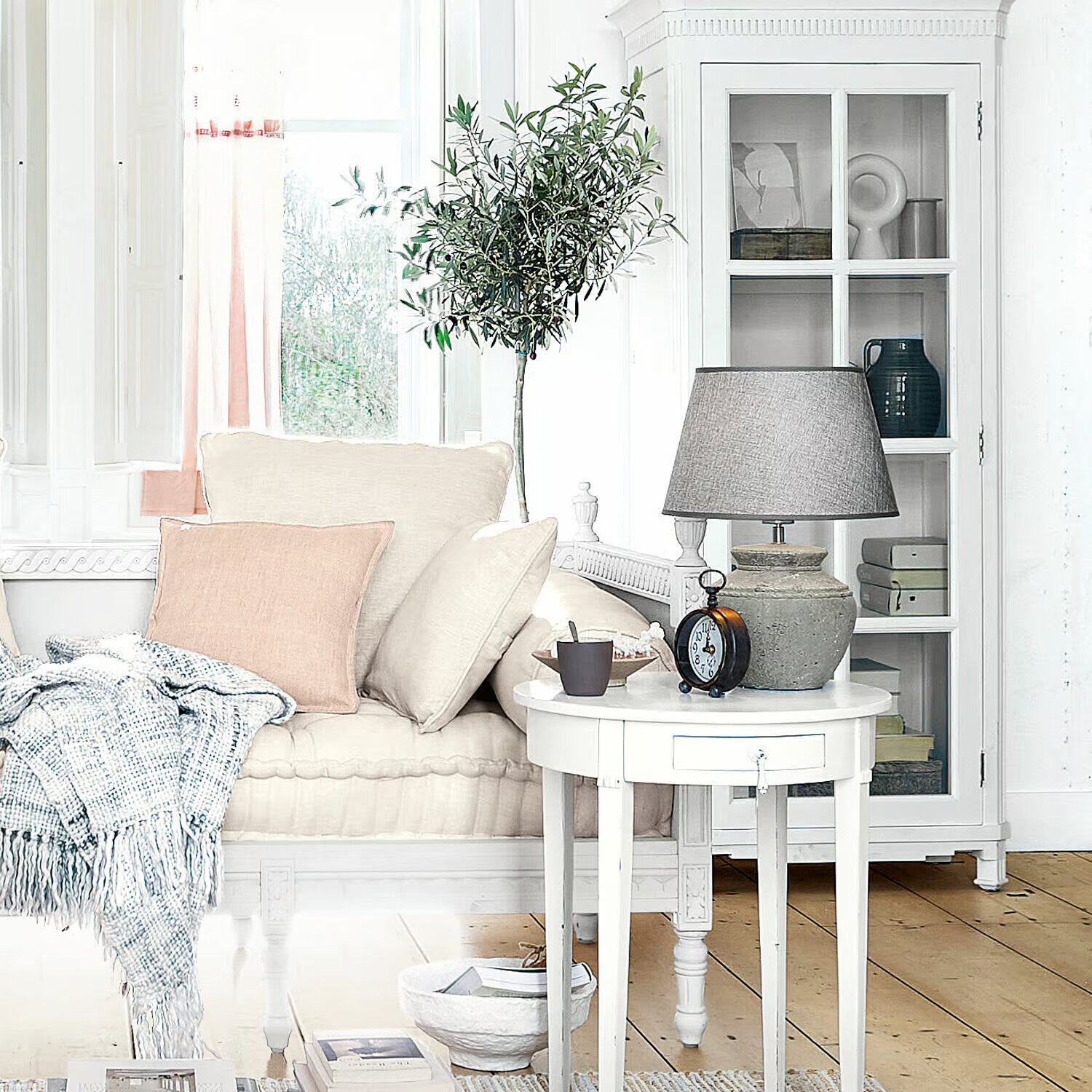 LOBERON Stolní lampa Cleveland
