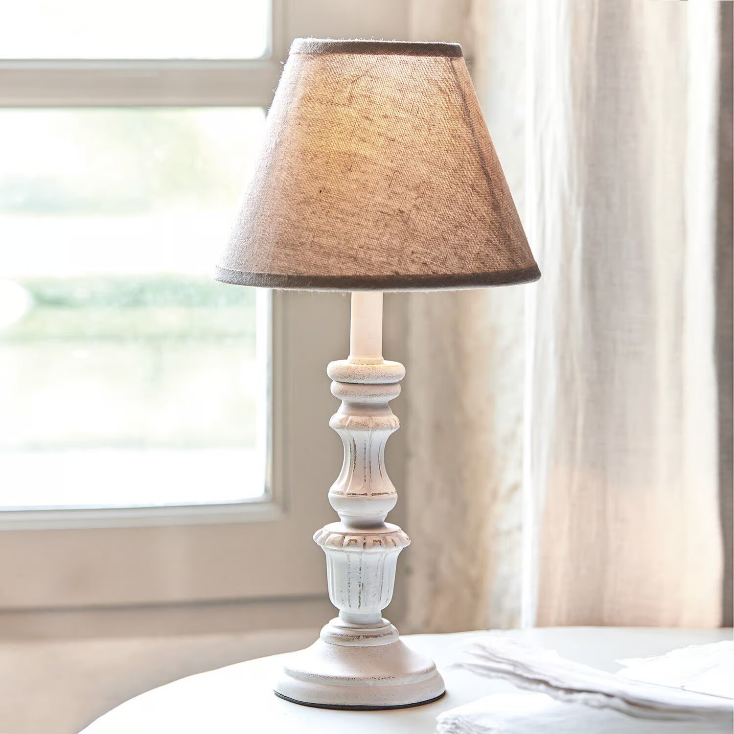 LOBERON Stolní lampa Créteil