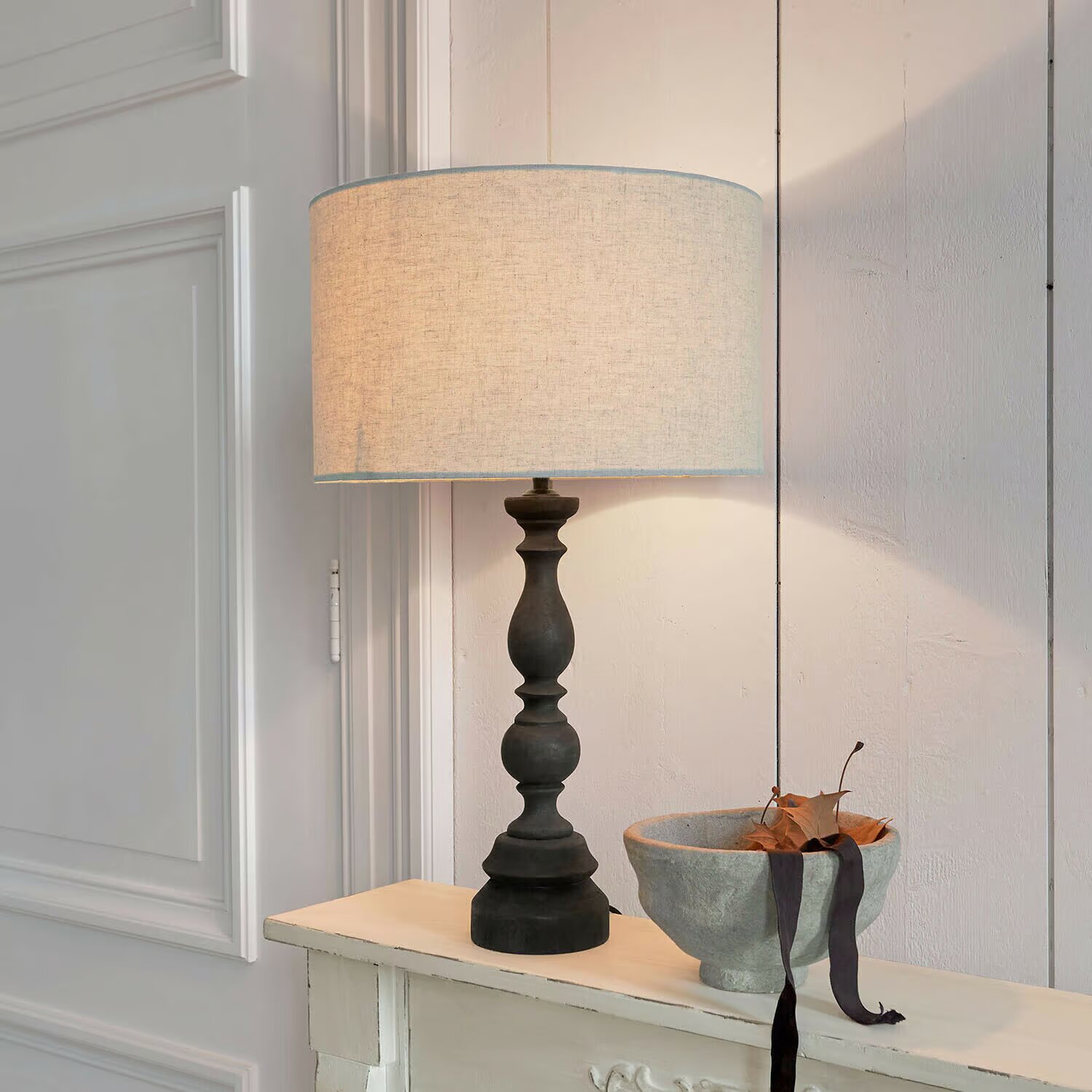 LOBERON Stolní lampa Freydaal