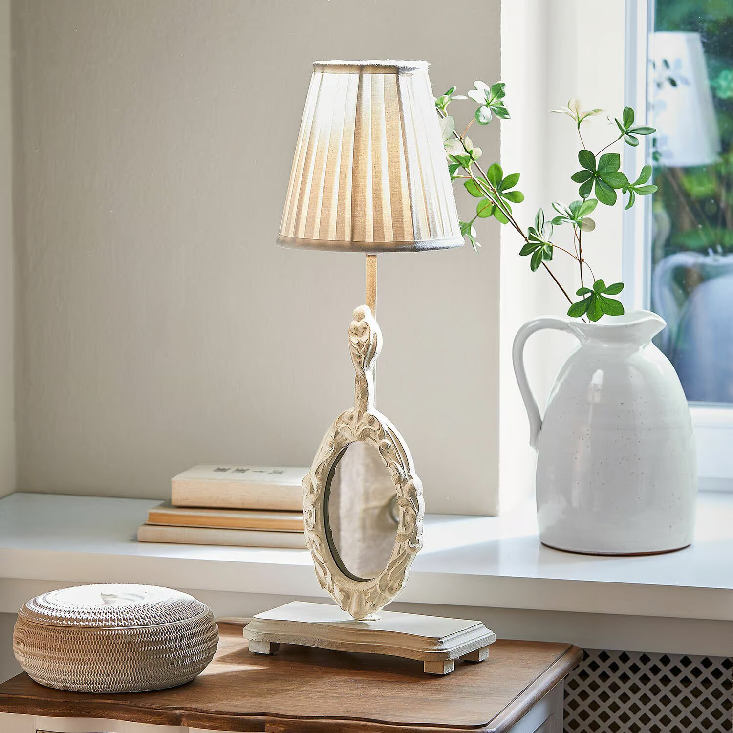LOBERON Stolní lampa se zrcátkem Brannach